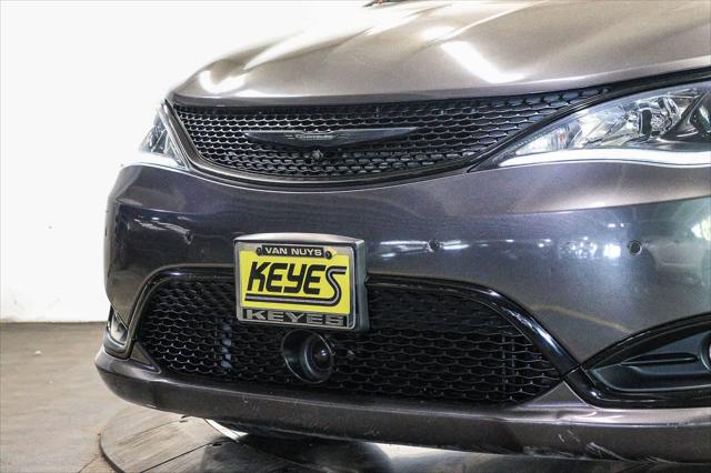 2020 Chrysler Pacifica 35th Anniversary Limited