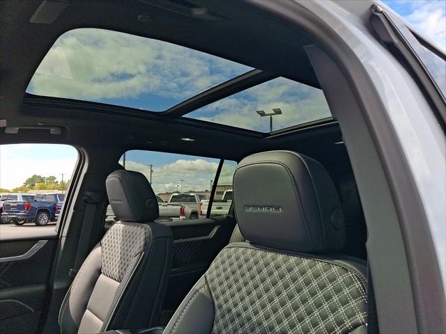 2026 GMC Acadia Denali, AWD