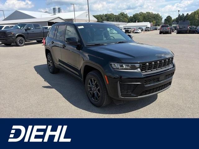 2027 Jeep Grand Cherokee GRAND CHEROKEE LAREDO ALTITUDE 4X4