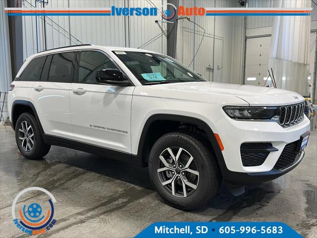 2027 Jeep Grand Cherokee Laredo X 2027 Jeep Grand Cherokee Laredo X