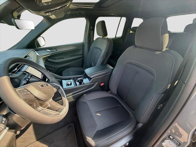 2027 Jeep Grand Cherokee Laredo X