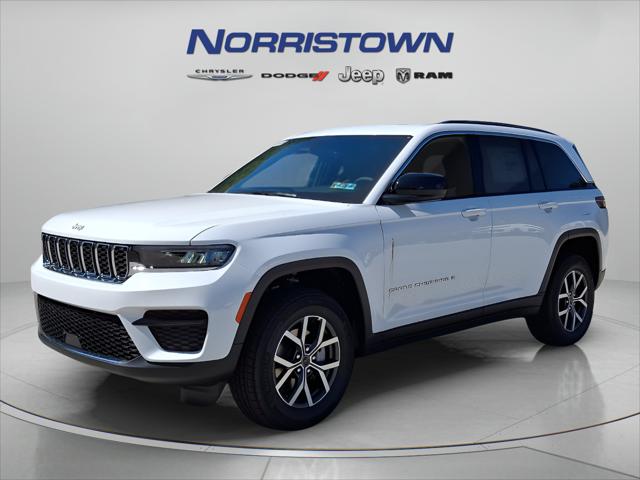2027 Jeep Grand Cherokee Laredo X
