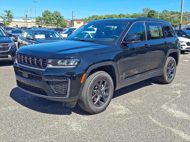 2027 Jeep Grand Cherokee Laredo Altitude 2027 Jeep Grand Cherokee Laredo Altitude