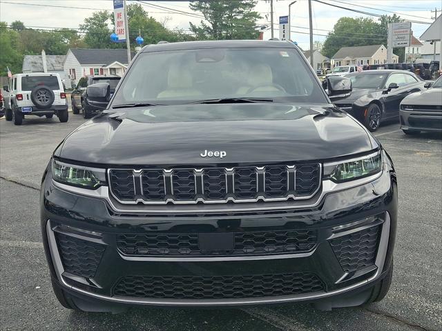 2027 Jeep Grand Cherokee GRAND CHEROKEE LIMITED 4X4
