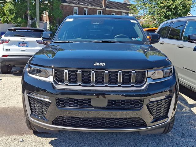 2027 Jeep Grand Cherokee GRAND CHEROKEE LIMITED 4X4