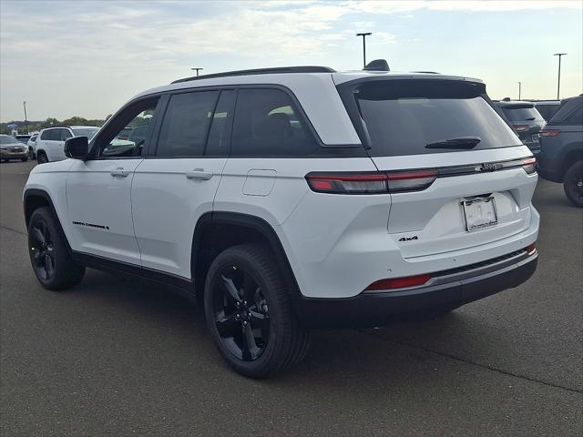 2027 Jeep Grand Cherokee GRAND CHEROKEE LIMITED 4X4
