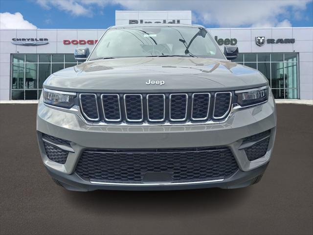 2027 Jeep Grand Cherokee GRAND CHEROKEE LAREDO X 4X4 2027 Jeep Grand Cherokee GRAND CHEROKEE LAREDO X 4X4