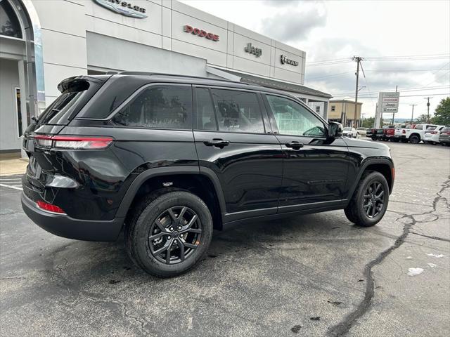 2027 Jeep Grand Cherokee Laredo Altitude 2027 Jeep Grand Cherokee Laredo Altitude