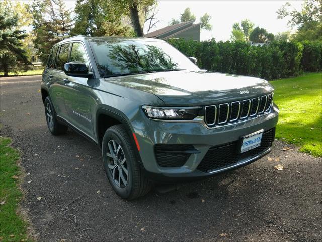 2027 Jeep Grand Cherokee GRAND CHEROKEE LAREDO X 4X4 2027 Jeep Grand Cherokee GRAND CHEROKEE LAREDO X 4X4