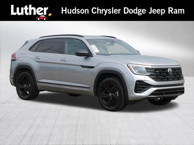 2026 Volkswagen Atlas Cross Sport SEL R-Line Black for sale in Hudson, WI