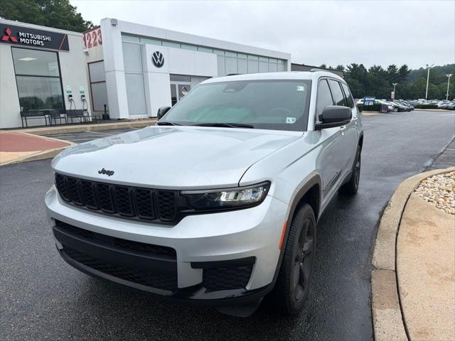 2023 Jeep Grand Cherokee L Altitude 4x4 2023 Jeep Grand Cherokee L Altitude 4x4