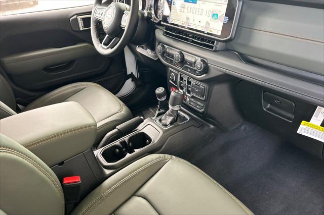 2026 Jeep Gladiator Sport