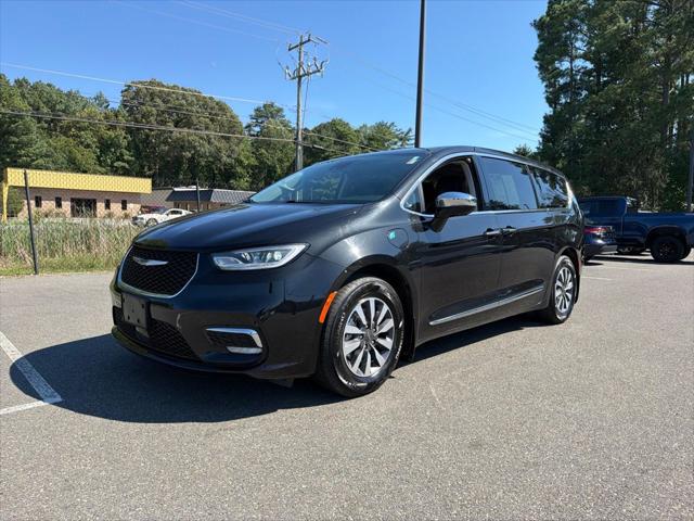2023 Chrysler Pacifica Hybrid Limited for sale in Salisbuty, MD