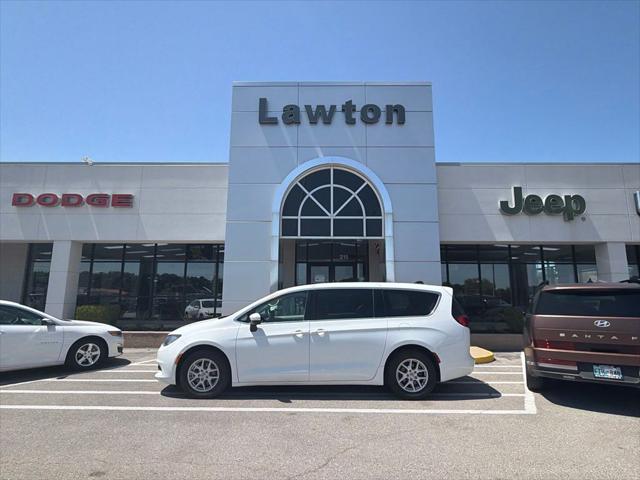 2023 Chrysler Voyager LX for sale in Lawton, OK