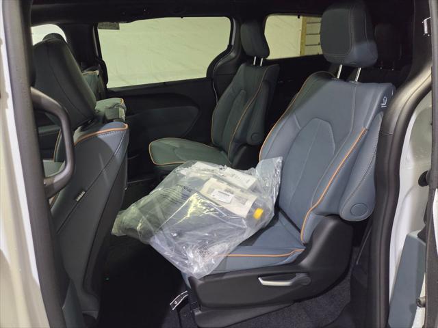 2027 Chrysler Pacifica Pinnacle