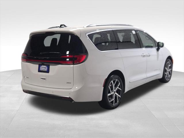 2027 Chrysler Pacifica Pinnacle
