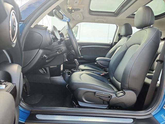 2024 MINI Hardtop Cooper
