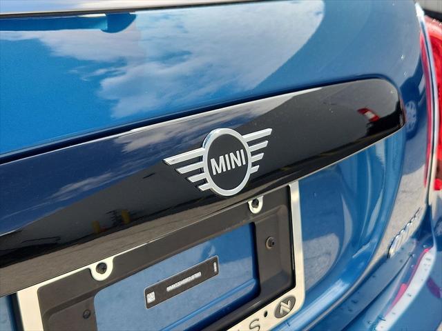2024 MINI Hardtop Cooper