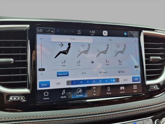 2026 Chrysler Pacifica Pinnacle AWD