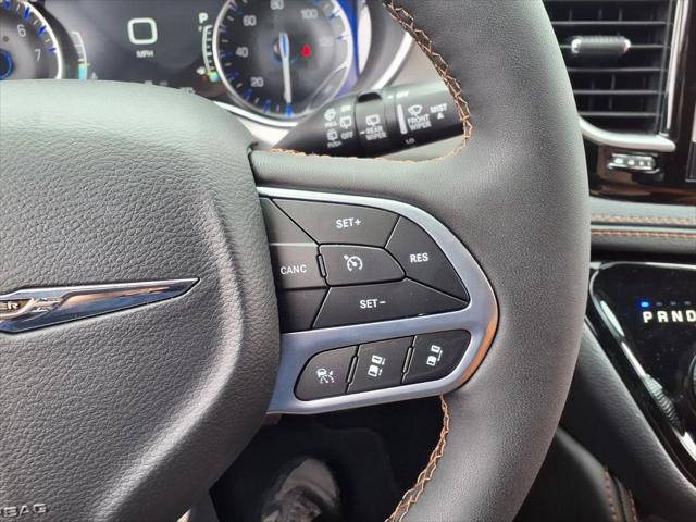 2026 Chrysler Pacifica Pinnacle AWD