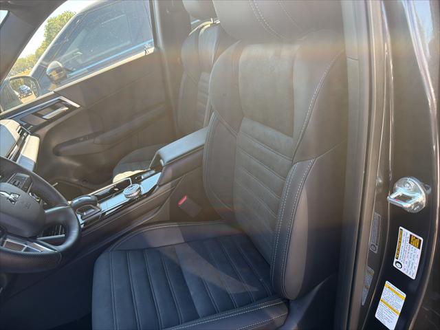 2026 Mitsubishi Outlander LE 1.5T S-AWC