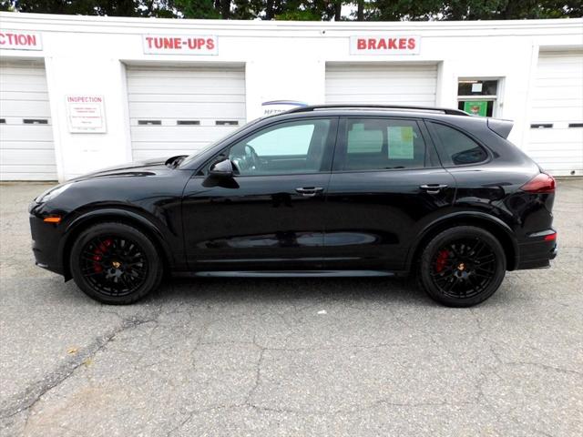 2016 Porsche Cayenne GTS