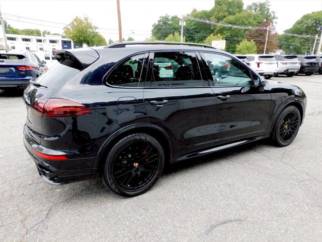 2016 Porsche Cayenne GTS