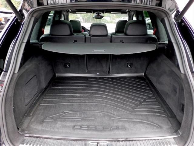 2016 Porsche Cayenne GTS