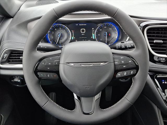 2027 Chrysler Pacifica Limited