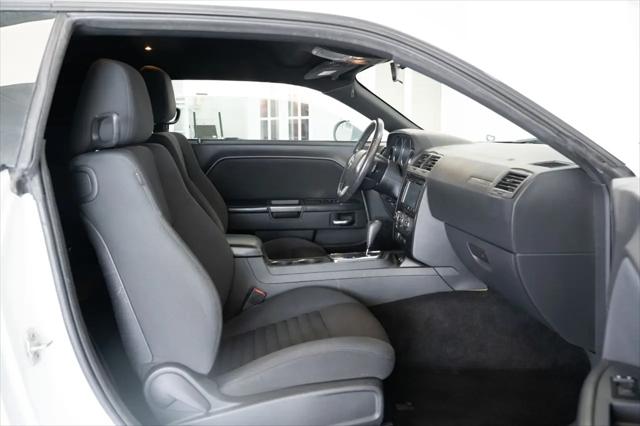 2014 Dodge Challenger SXT
