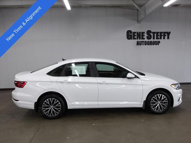 2021 Volkswagen Jetta 1.4T R-Line
