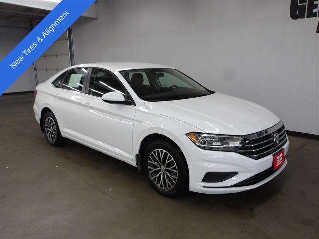 2021 Volkswagen Jetta 1.4T R-Line