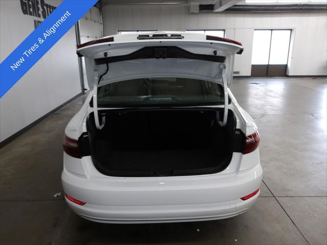 2021 Volkswagen Jetta 1.4T R-Line