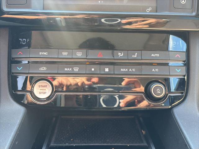 2017 Jaguar F-PACE 35t Premium