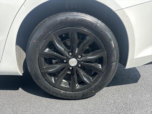 Used 2025 Chevrolet Malibu FWD 1LT For Sale in Toledo, OH