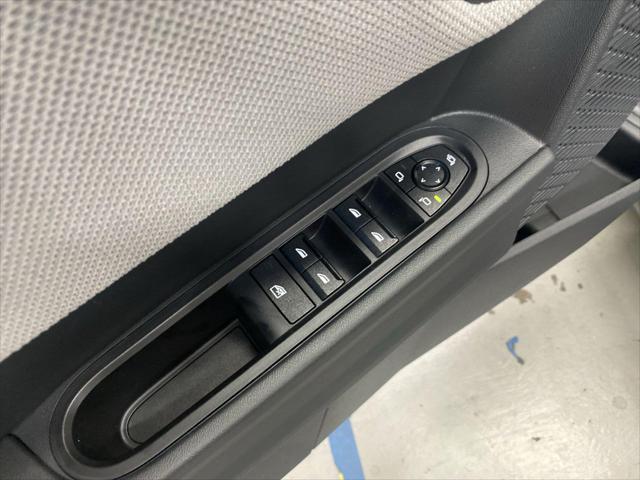 2027 MINI Cooper Hardtop Cooper C