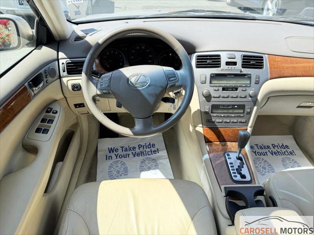2005 Lexus ES 330 Base