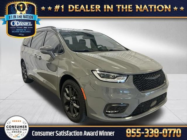 2022 Chrysler Pacifica Limited AWD for sale in Fort Wayne, IN