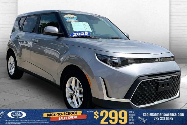 2025 Kia Soul LX for sale in Lawrence, KS
