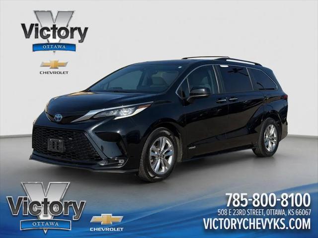 2021 Toyota Sienna XSE for sale in Ottawa, KS