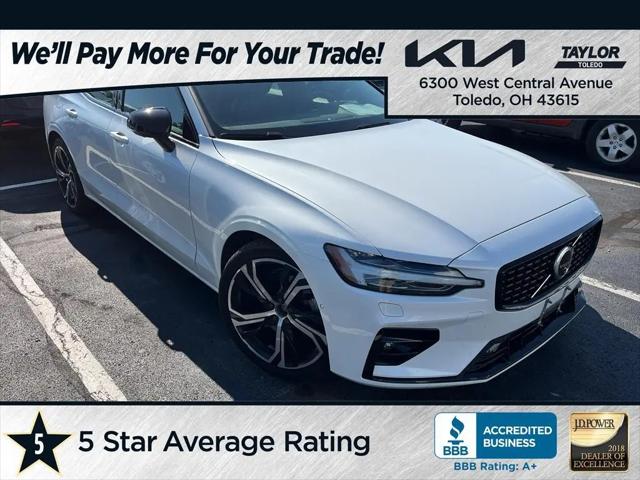 2024 Volvo S60 B5 Plus Dark Theme for sale in Toledo, OH