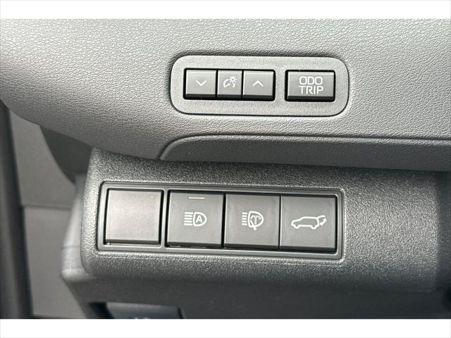 2027 Toyota bZ XLE FWD