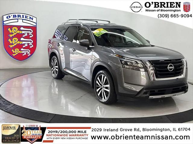 2025 Nissan Pathfinder Platinum 4WD for sale in Bloomington, IL