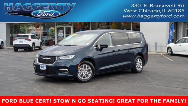 2023 Chrysler Pacifica Touring L for sale in West Chicago, IL
