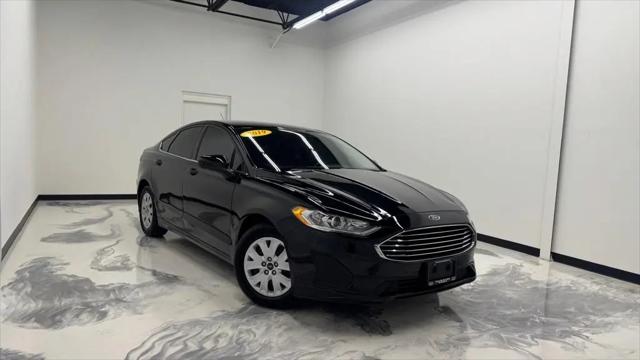 2019 Ford Fusion S for sale in Bloomington, IL