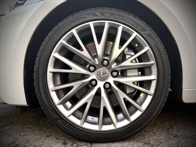 2016 Lexus IS 200t Base 4dr Sedan