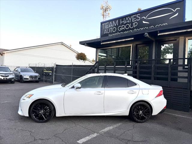 2016 Lexus IS 200t Base 4dr Sedan