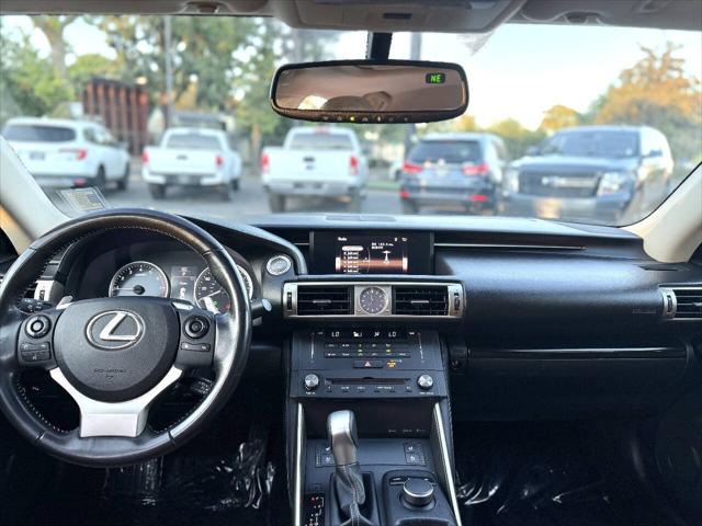 2016 Lexus IS 200t Base 4dr Sedan