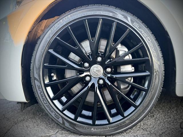 2016 Lexus IS 200t Base 4dr Sedan