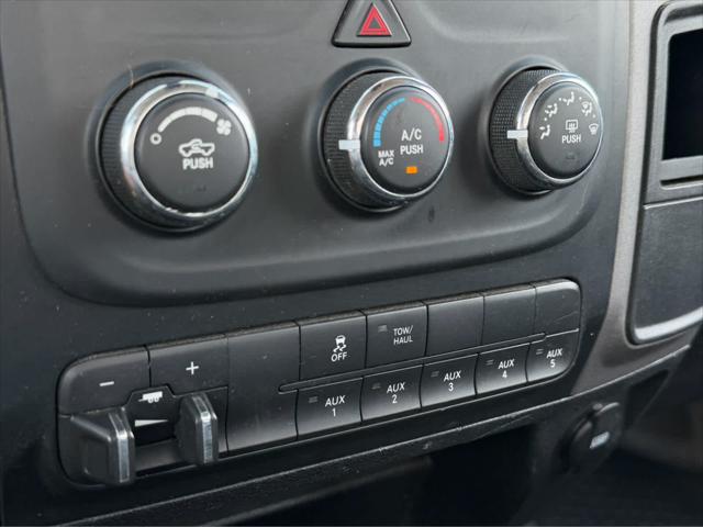 2017 Ram 3500 Tradesman/SLT